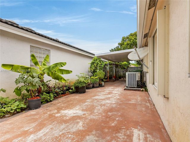 16543 NW 5th Court, Pembroke Pines, FL 33028