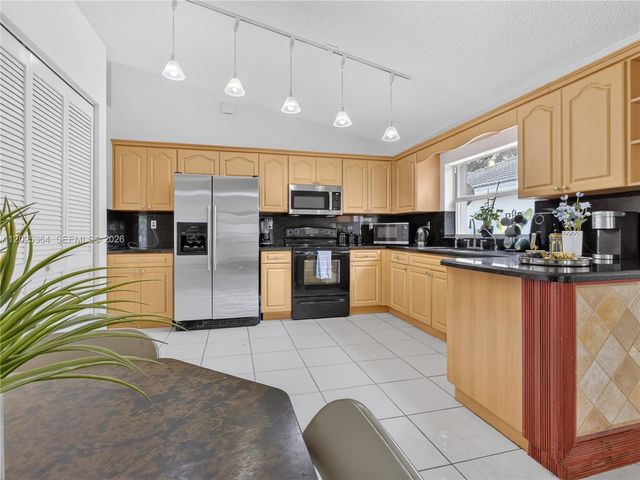 16543 NW 5th Court, Pembroke Pines, FL 33028