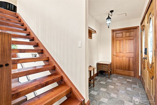 400 SE Dogwood Road, Port Orchard, WA 98367
