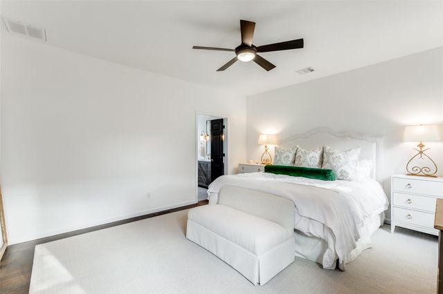 411 W Saint Elmo RD 35, Austin, TX 78745