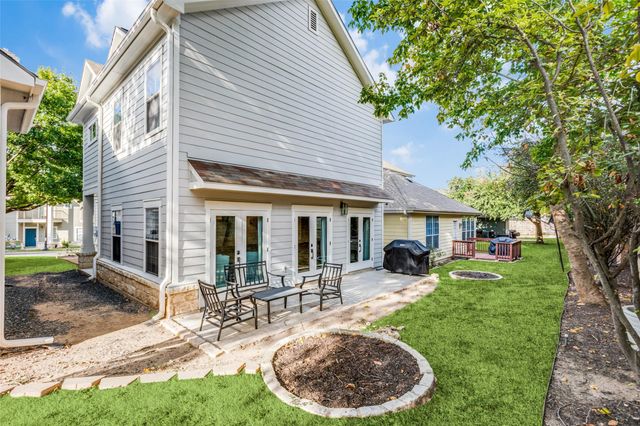 411 W Saint Elmo RD 35, Austin, TX 78745