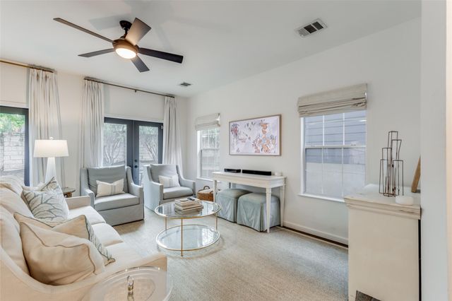 411 W Saint Elmo RD 35, Austin, TX 78745