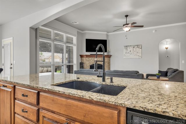 9407 N 96th East Avenue, Owasso, OK 74055