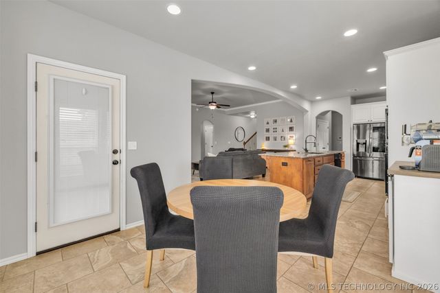 9407 N 96th East Avenue, Owasso, OK 74055