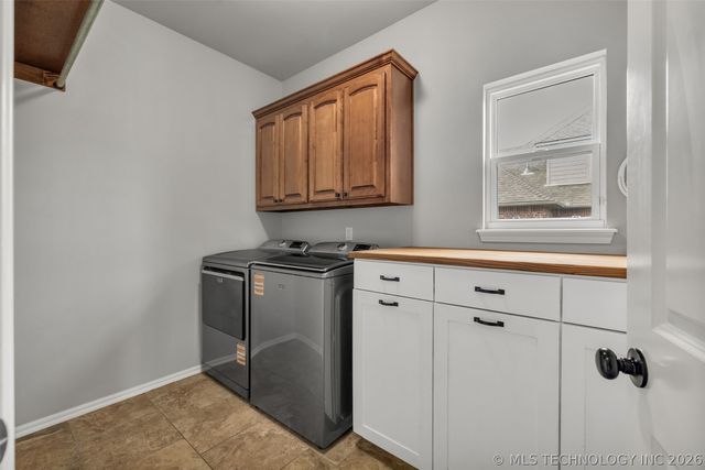 9407 N 96th East Avenue, Owasso, OK 74055
