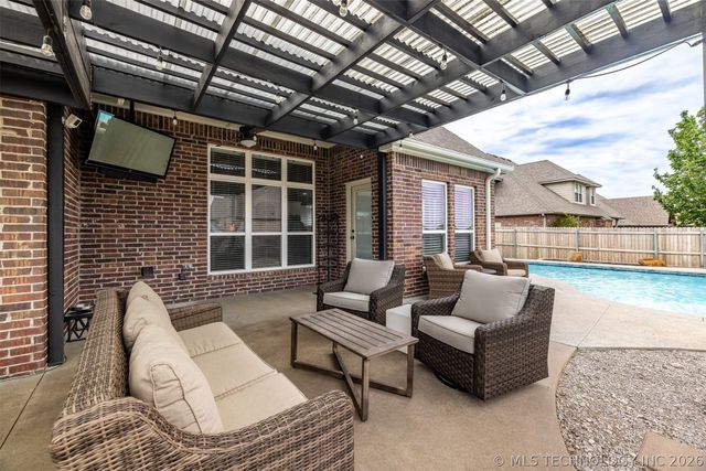 9407 N 96th East Avenue, Owasso, OK 74055