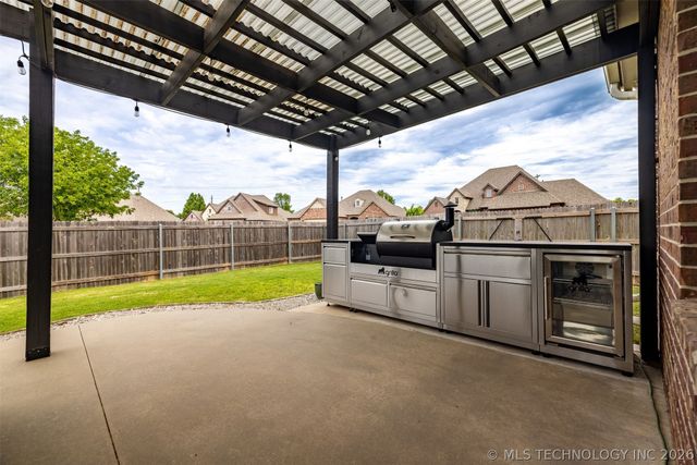 9407 N 96th East Avenue, Owasso, OK 74055