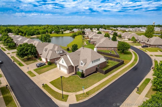 9407 N 96th East Avenue, Owasso, OK 74055