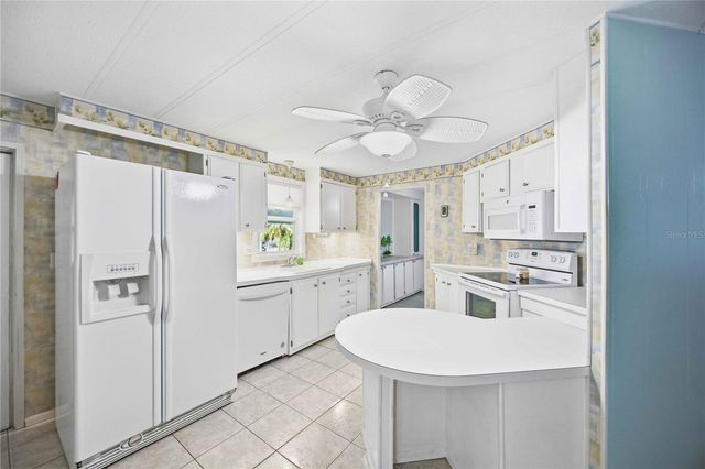 16 N GRANADA PLAZA, Englewood, FL 34223