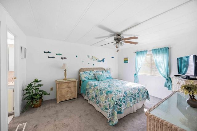 16 N GRANADA PLAZA, Englewood, FL 34223