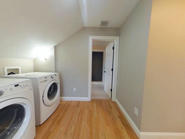 109 Farwell St 109, Newton, MA 02460