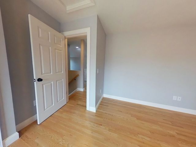 109 Farwell St 109, Newton, MA 02460