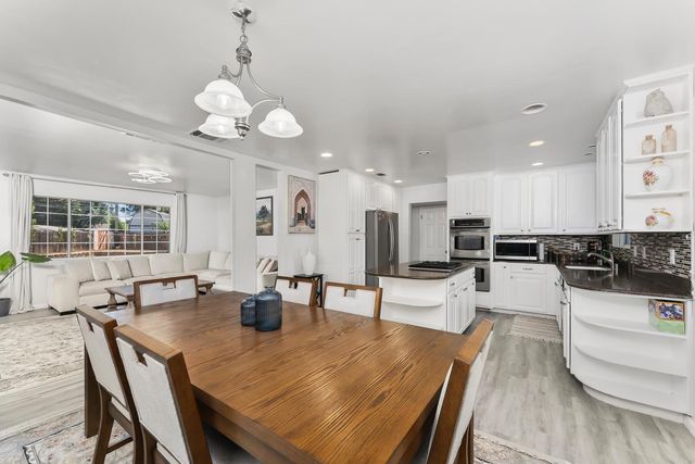 2212 Cervantes Dr, Rancho Cordova, CA 95670