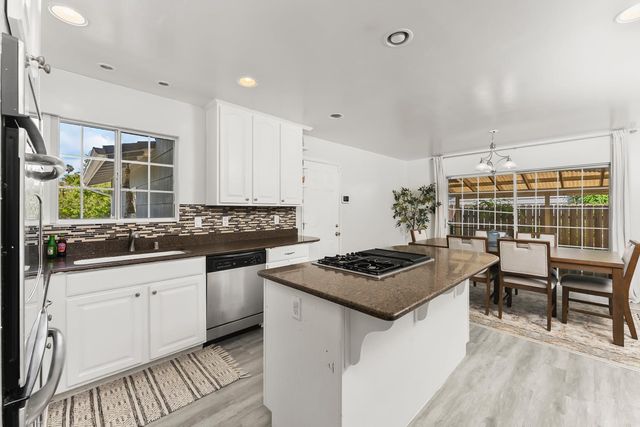 2212 Cervantes Dr, Rancho Cordova, CA 95670