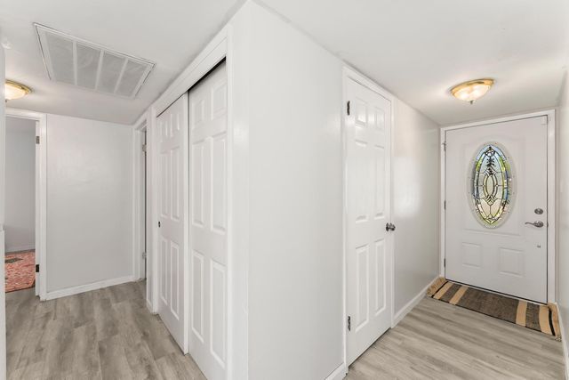 2212 Cervantes Dr, Rancho Cordova, CA 95670