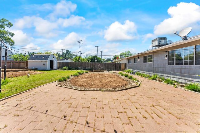 2212 Cervantes Dr, Rancho Cordova, CA 95670