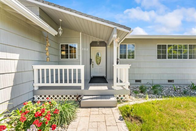 2212 Cervantes Dr, Rancho Cordova, CA 95670