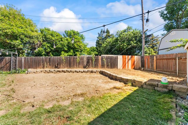 2212 Cervantes Dr, Rancho Cordova, CA 95670