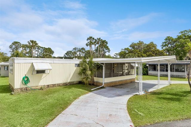 77 WILDWOOD LANE, Eustis, FL 32726