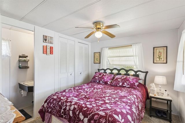 77 WILDWOOD LANE, Eustis, FL 32726