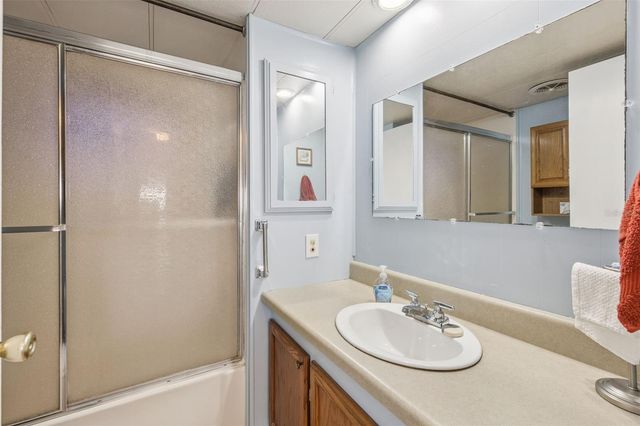 77 WILDWOOD LANE, Eustis, FL 32726