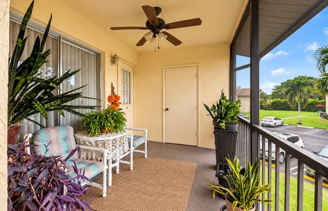 5931 Whispering Pine Way D-2, Greenacres, FL 33463