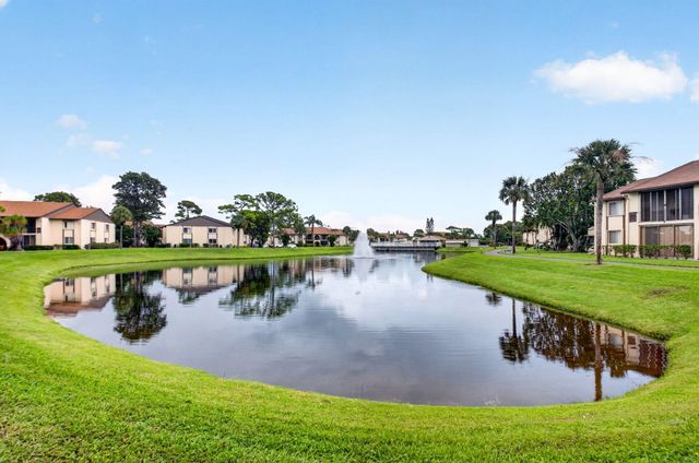 5931 Whispering Pine Way D-2, Greenacres, FL 33463