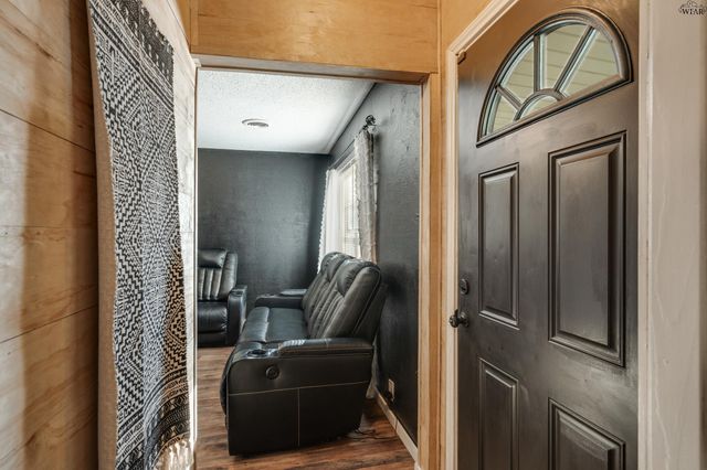 511 TIDAL STREET, Burkburnett, TX 76354