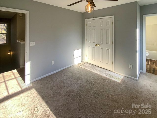 257 Doughton Lane, Charlotte, NC 28217