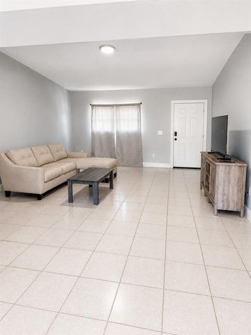468 N 53rd Dr Drive N, West Palm Beach, FL 33415