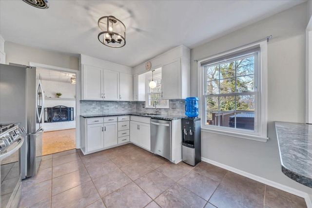 5855 Bighorn DR, Roanoke, VA 24018