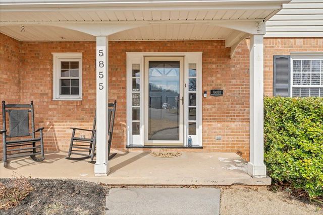 5855 Bighorn DR, Roanoke, VA 24018