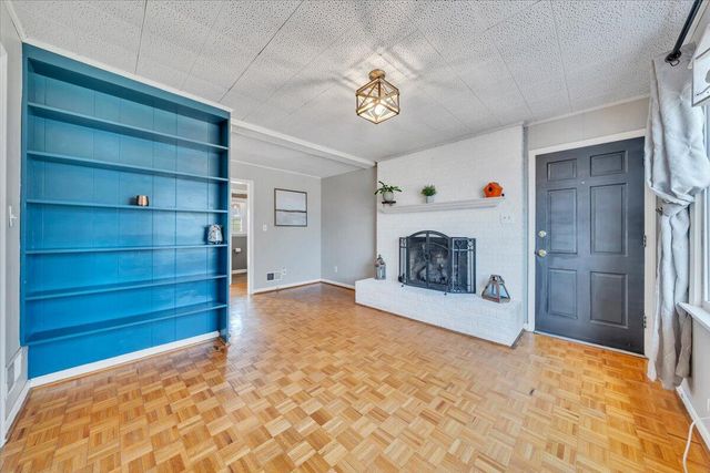 5855 Bighorn DR, Roanoke, VA 24018