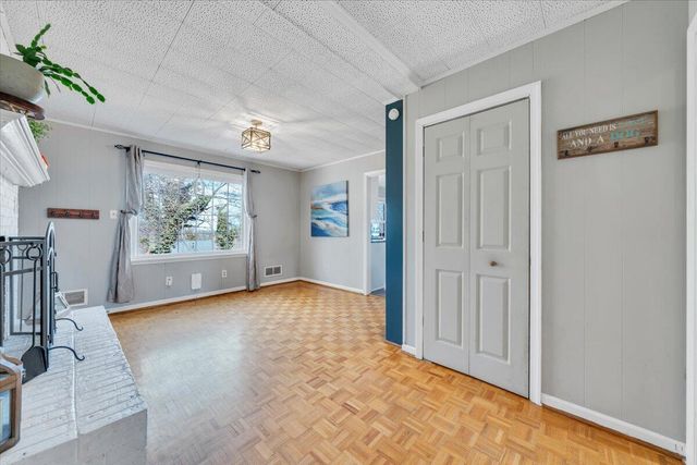 5855 Bighorn DR, Roanoke, VA 24018