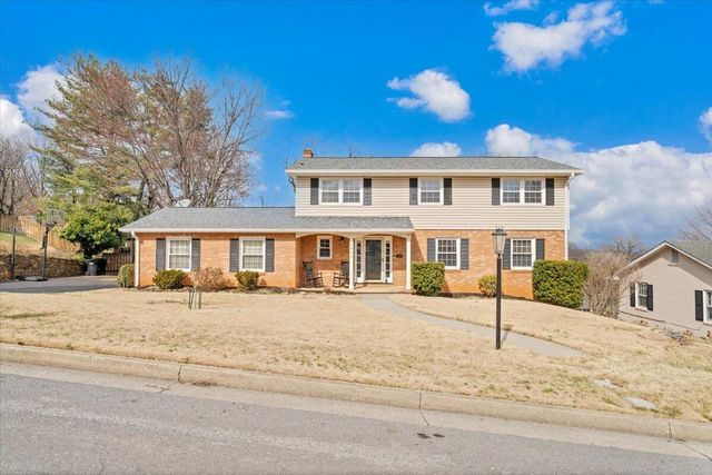 5855 Bighorn DR, Roanoke, VA 24018