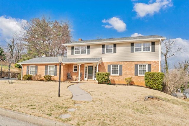 5855 Bighorn DR, Roanoke, VA 24018