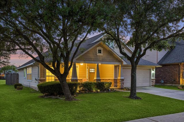 19403 Valiant Woods Drive, Spring, TX 77379