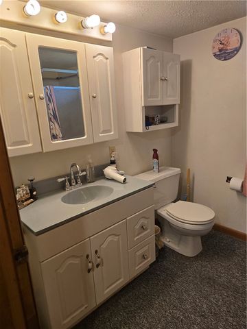 1221 Martin Ave, New Kensington, PA 15068