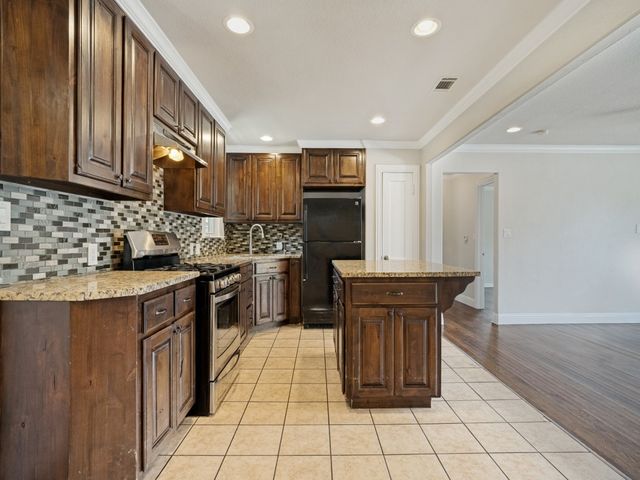 9108 Farmer Road, White Settlement, TX 76108