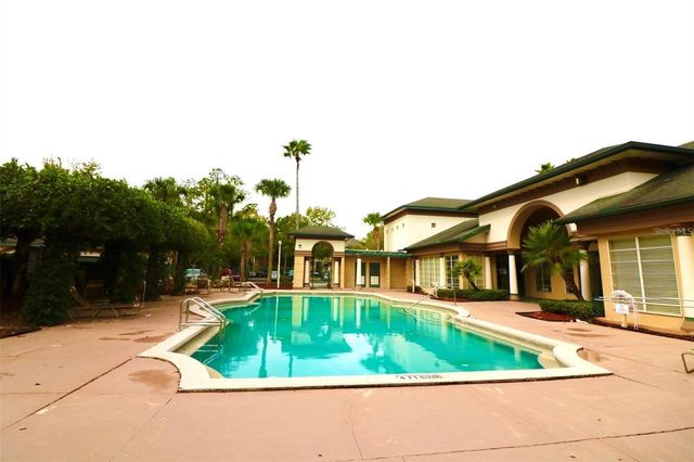 17112 CARRINGTON PARK DRIVE 924, Tampa, FL 33647