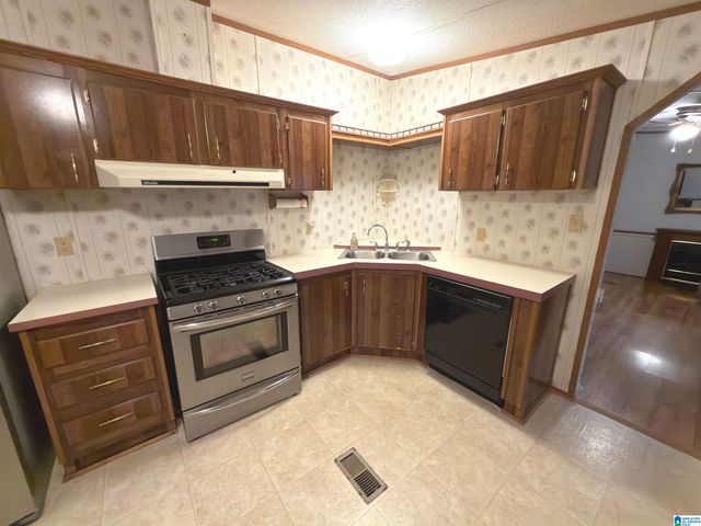 715 FUNDERBURG BEND ROAD, Pell City, AL 35128