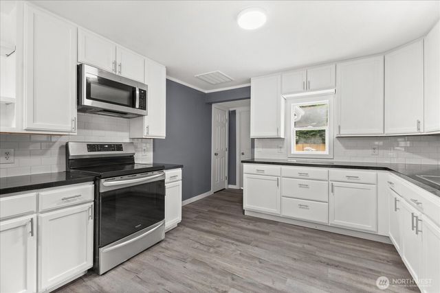 335 N Madison Street, Monroe, WA 98272