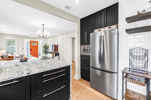 1323 7TH AVENUE N, St Petersburg, FL 33705