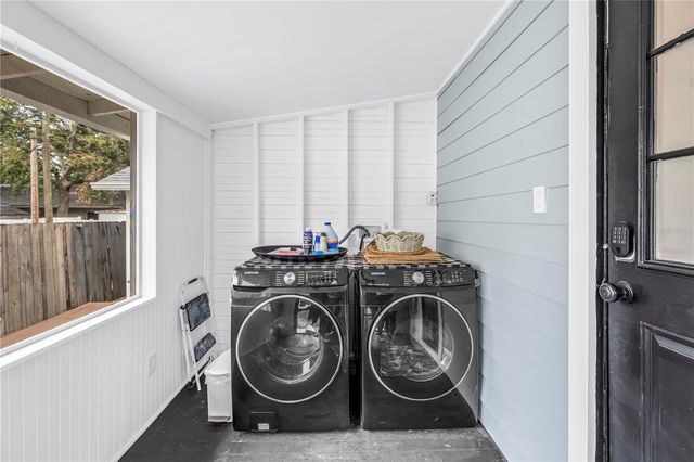 1323 7TH AVENUE N, St Petersburg, FL 33705