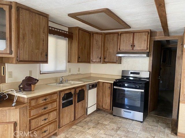 984 Acorn, San Jacinto, CA 92583