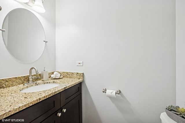 751 Essington Lane, Buffalo Grove, IL 60089