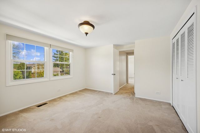 751 Essington Lane, Buffalo Grove, IL 60089