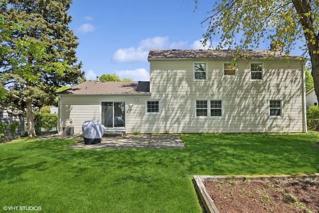751 Essington Lane, Buffalo Grove, IL 60089