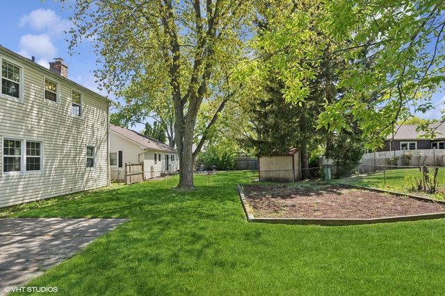 751 Essington Lane, Buffalo Grove, IL 60089