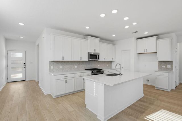 1716 Lorant LN, Pflugerville, TX 78660